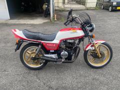 Honda CB400 2022