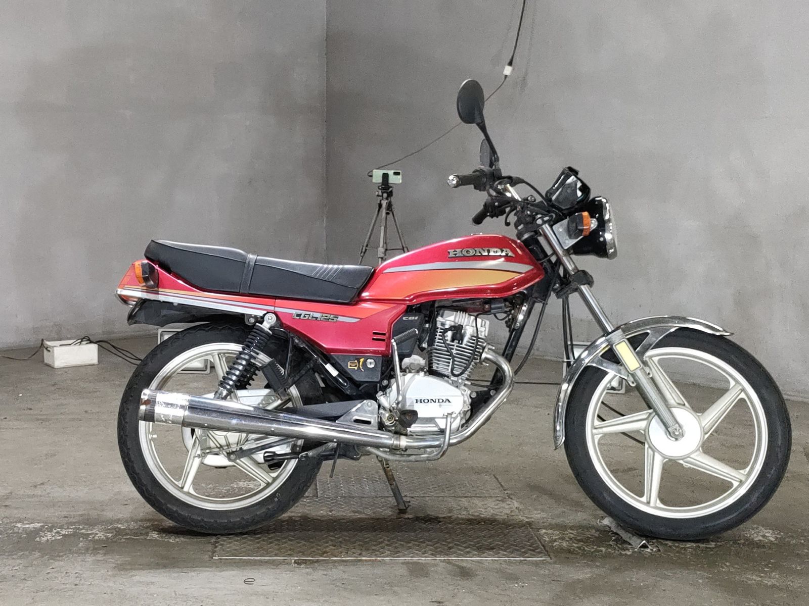 Honda CGL125 2012