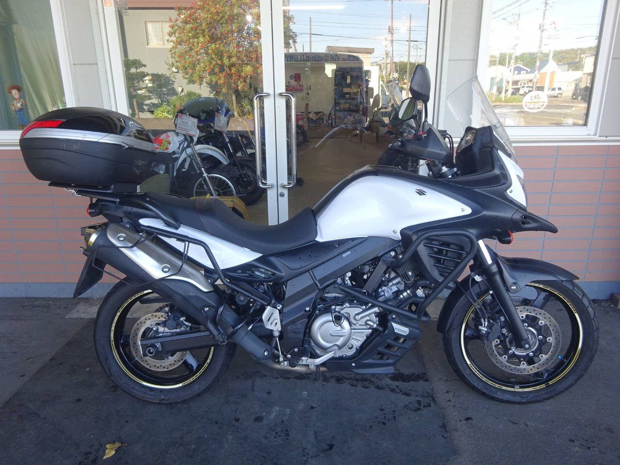 Suzuki V-STROM DL650A 2013