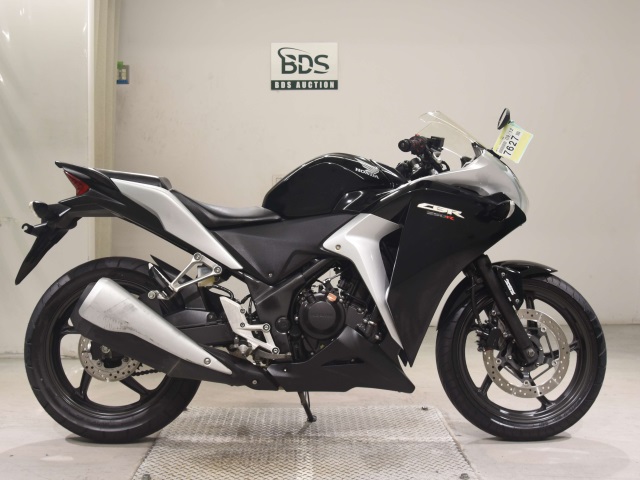 Honda CBR250R 2013