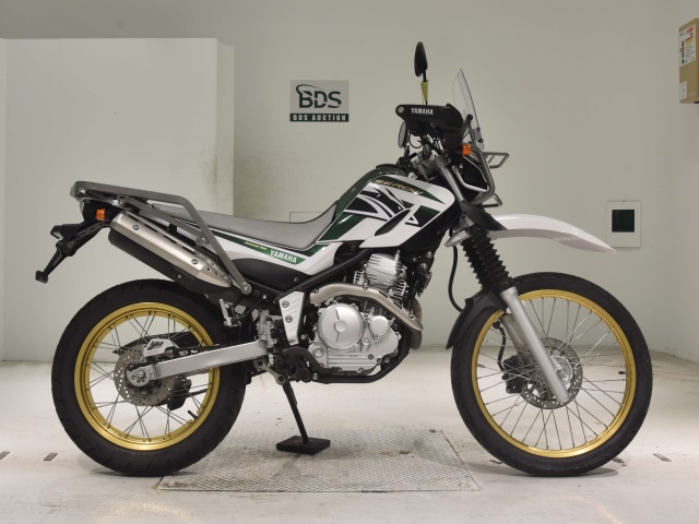 Yamaha SEROW XT250 2018