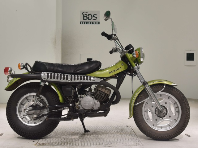 Suzuki RV125