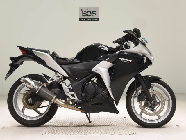 Honda CBR250RA 2011