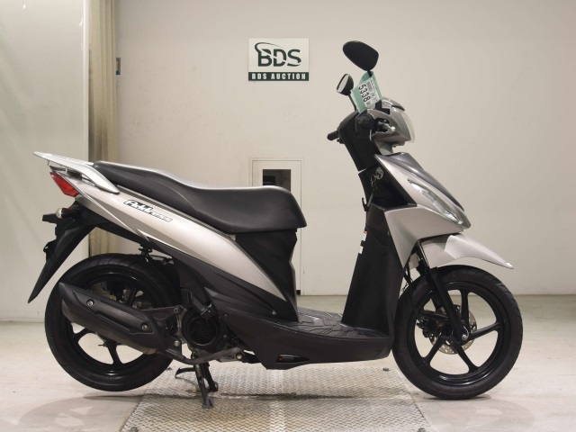 Suzuki ADDRESS V110