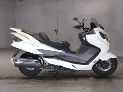 Suzuki SKYWAVE 250S