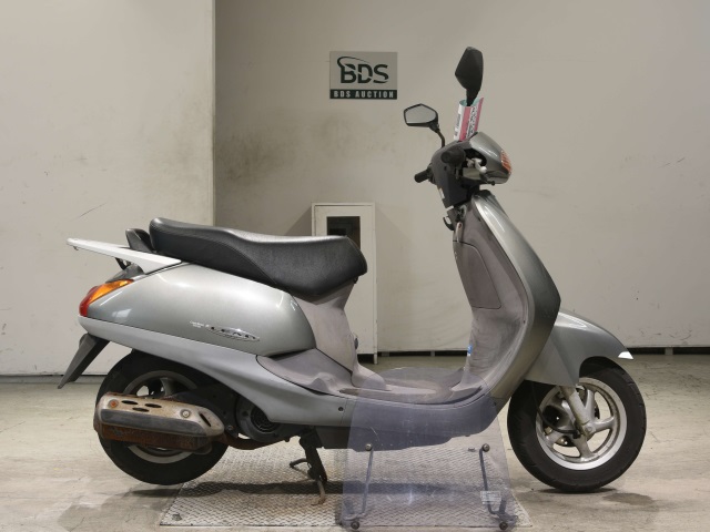 Honda LEAD100 2001