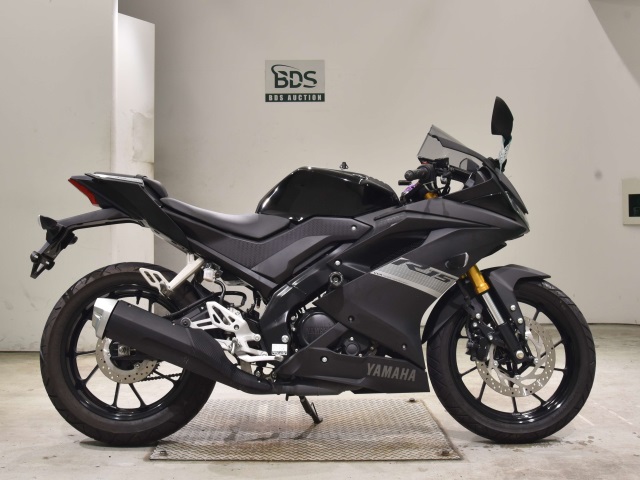 Yamaha YZF-R15 2021
