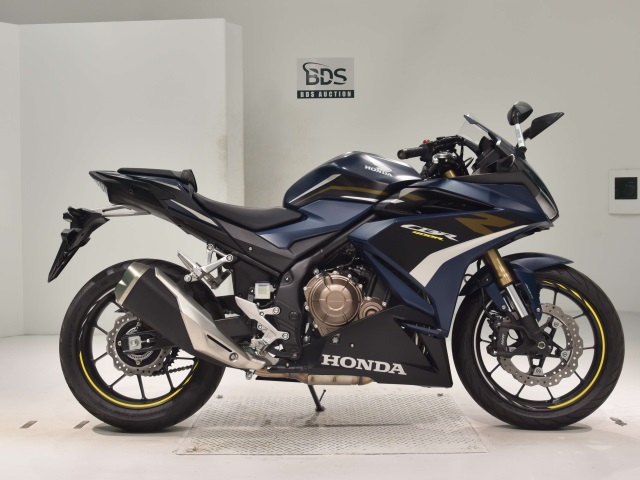 Honda CBR400R 2022