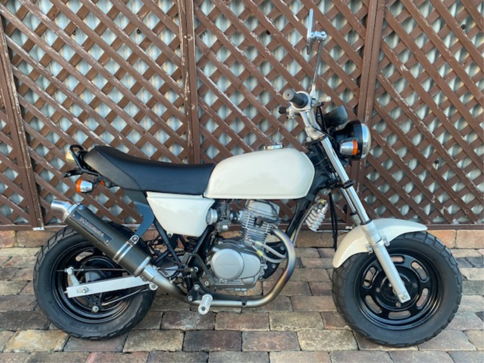 Honda APE50 2002
