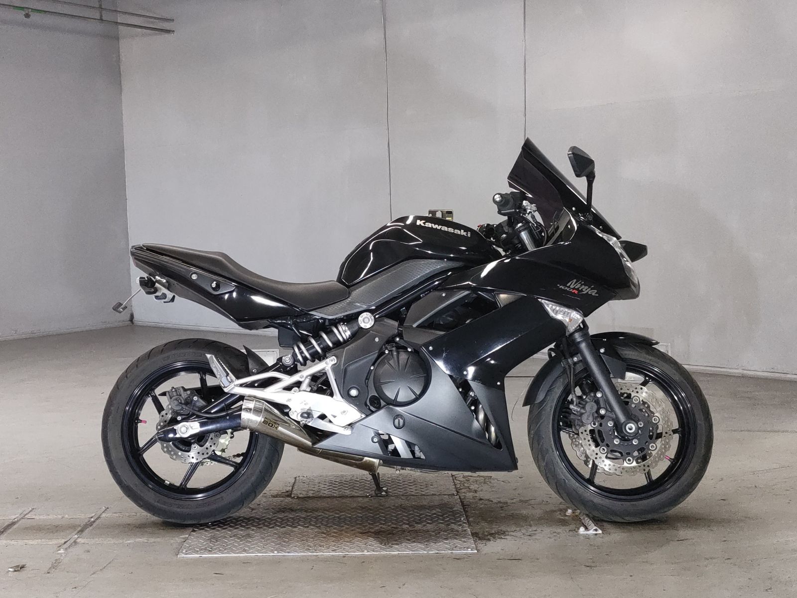 Kawasaki NINJA400R 2011