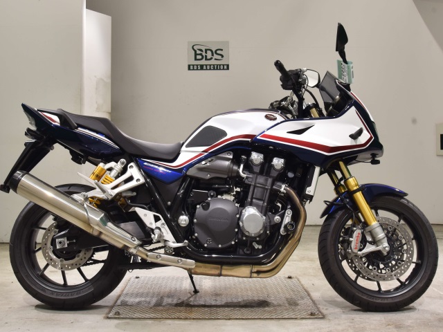 Honda CB1300SF 2022