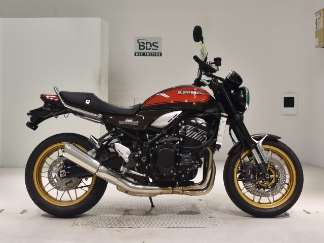 Kawasaki Z900RS 2022