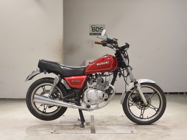 Suzuki GN125H 1990