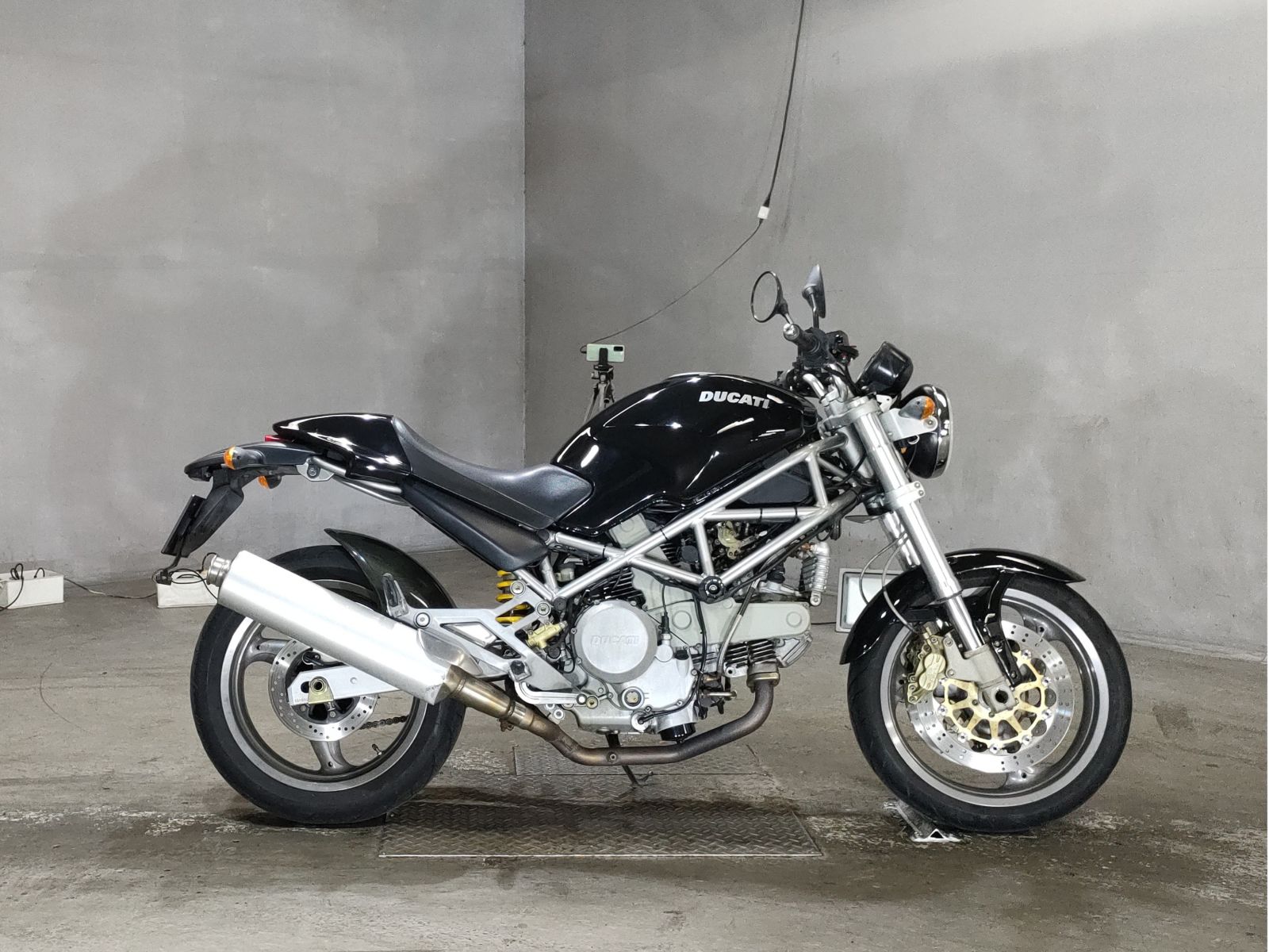 Ducati MONSTER 800S 2004