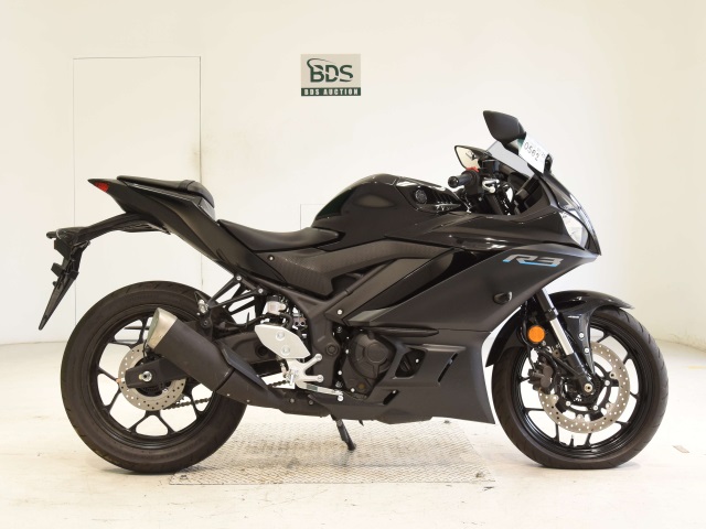 Yamaha YZF-R3 2024