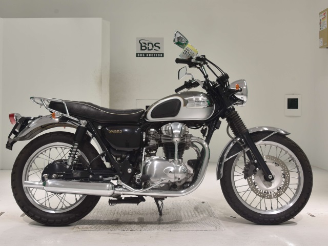 Kawasaki W650 2003