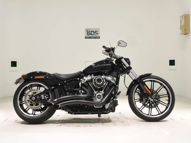 HD BREAKOUT FXBRS1870 2020