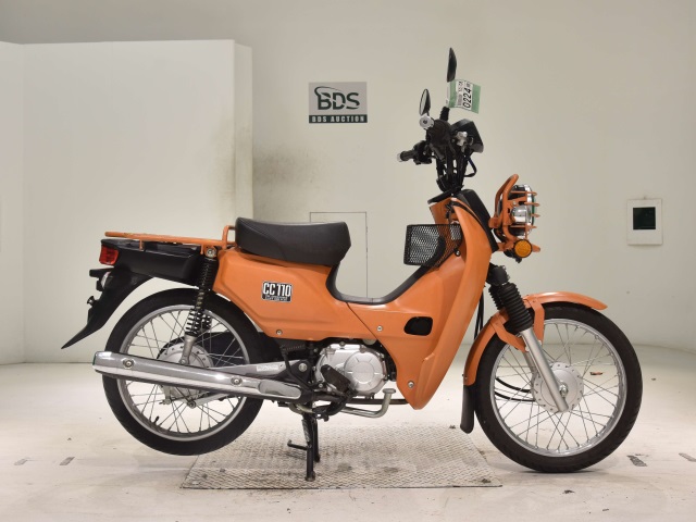 Honda CC110 CROSSCUB 2016