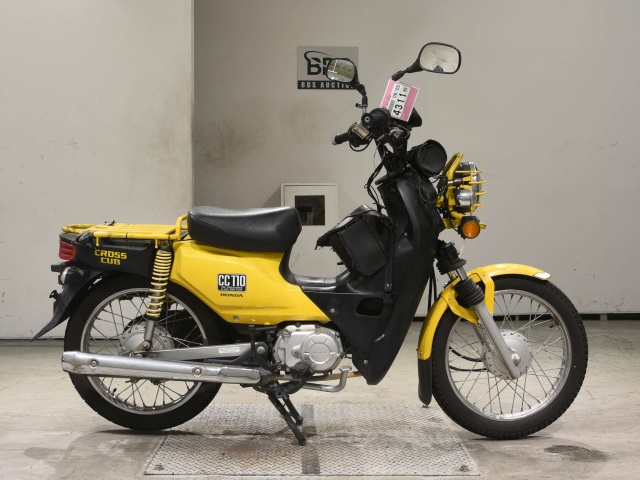 Honda CC110 CROSSCUB 2016