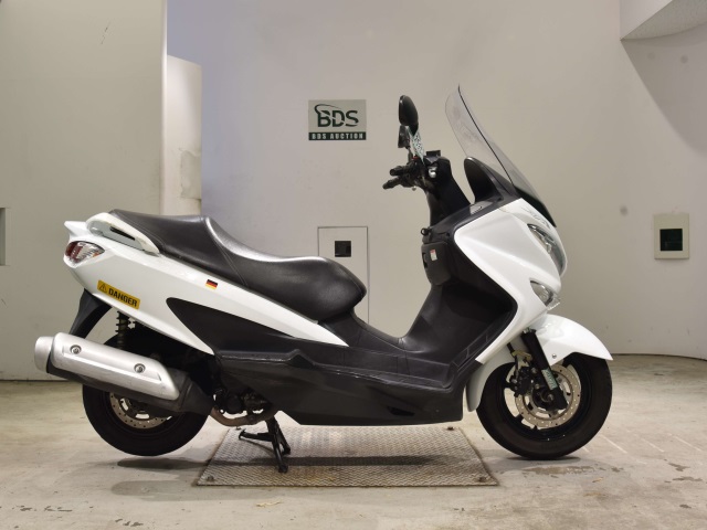 Suzuki BURGMAN200