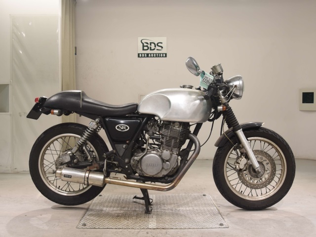 Yamaha SR400 2003