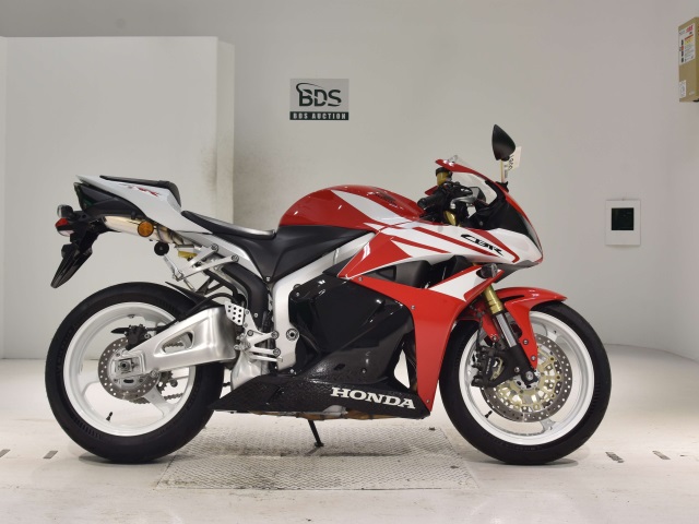 Honda CBR600RR 2021