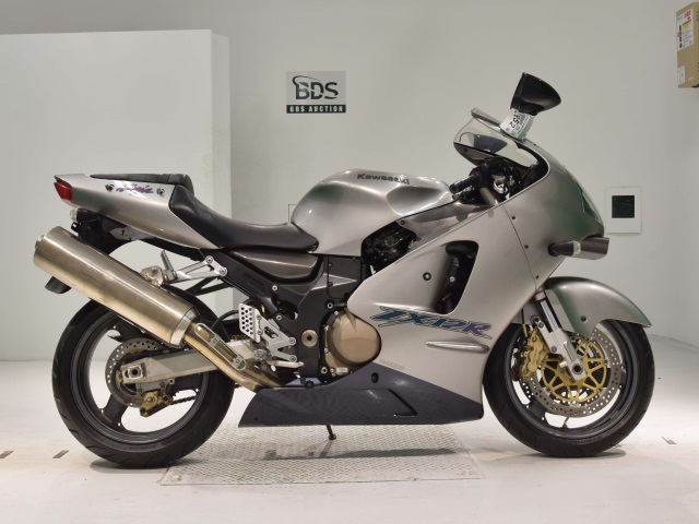 Kawasaki NINJA ZX-12R 2004