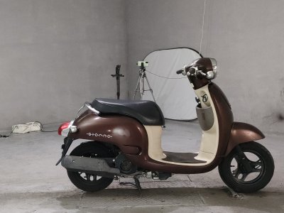 Honda GIORNO 2011