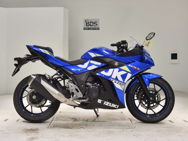Suzuki GSX250R