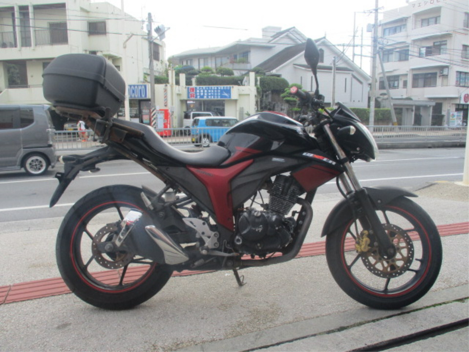Suzuki GIXXER150