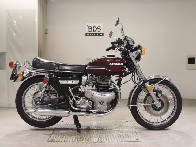 Kawasaki W3 1973
