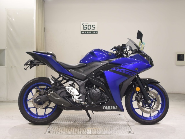 Yamaha YZF-R25 2018