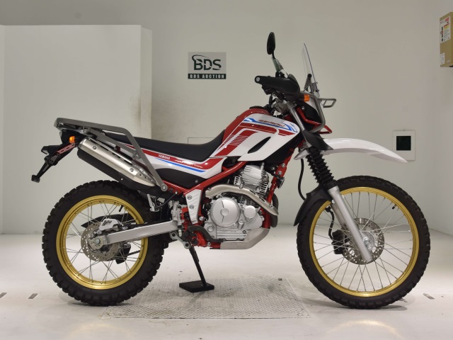 Yamaha SEROW XT250 2020
