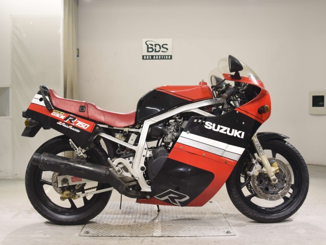 Suzuki GSX-R750 1985