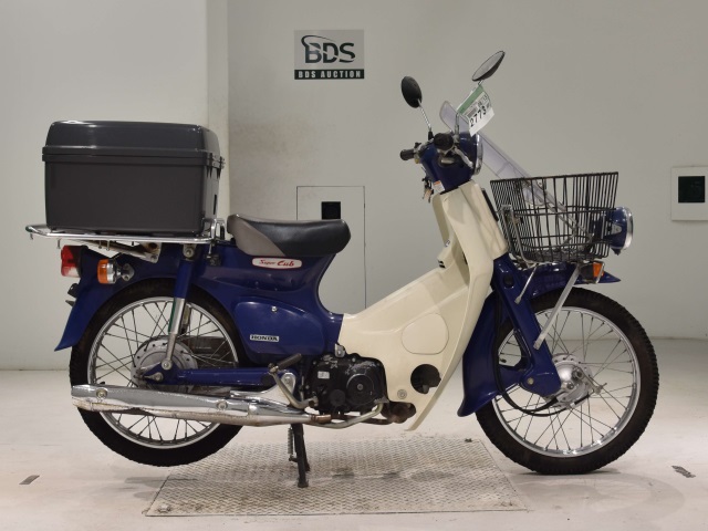 Honda C50 2008