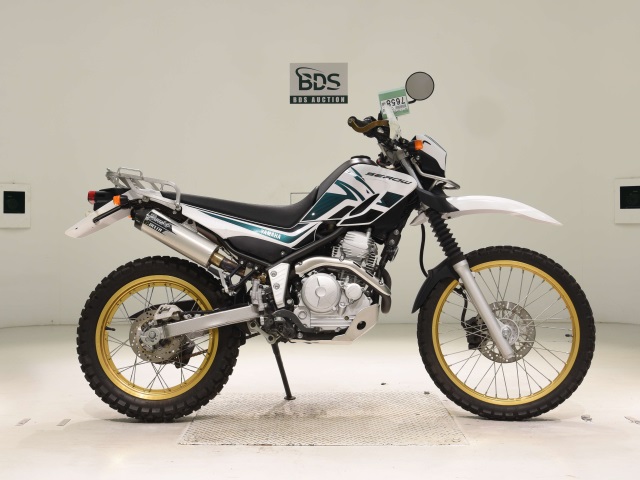 Yamaha SEROW XT250 2012