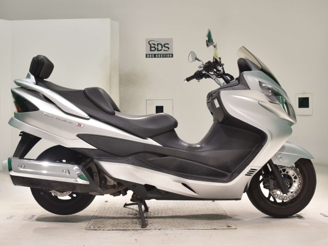 Suzuki SKYWAVE 250S