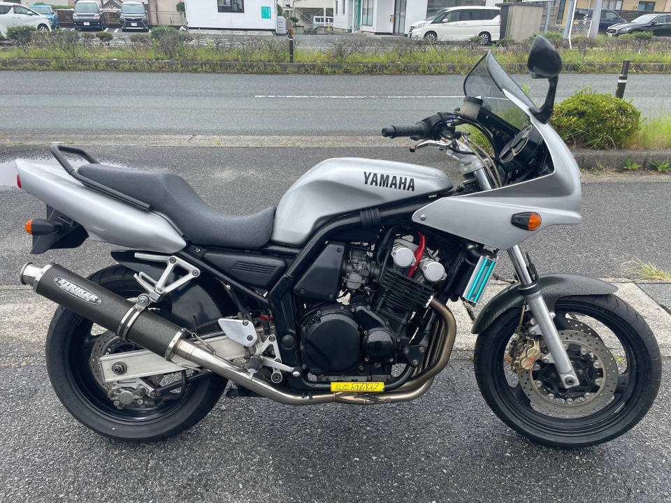 Yamaha FZ400 2027