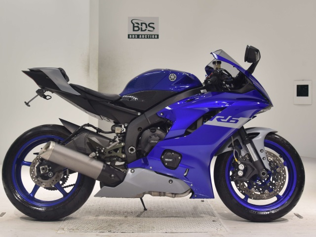 Yamaha YZF-R6 2022