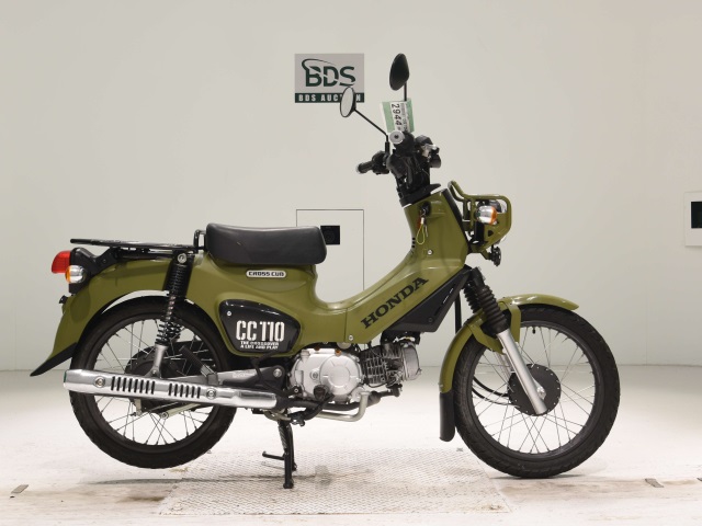 Honda CC110 CROSSCUB 2021