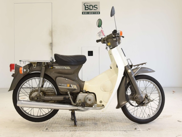 Honda C50 1988