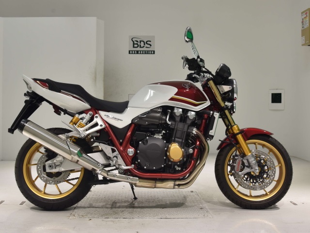 Honda CB1300SF 2023