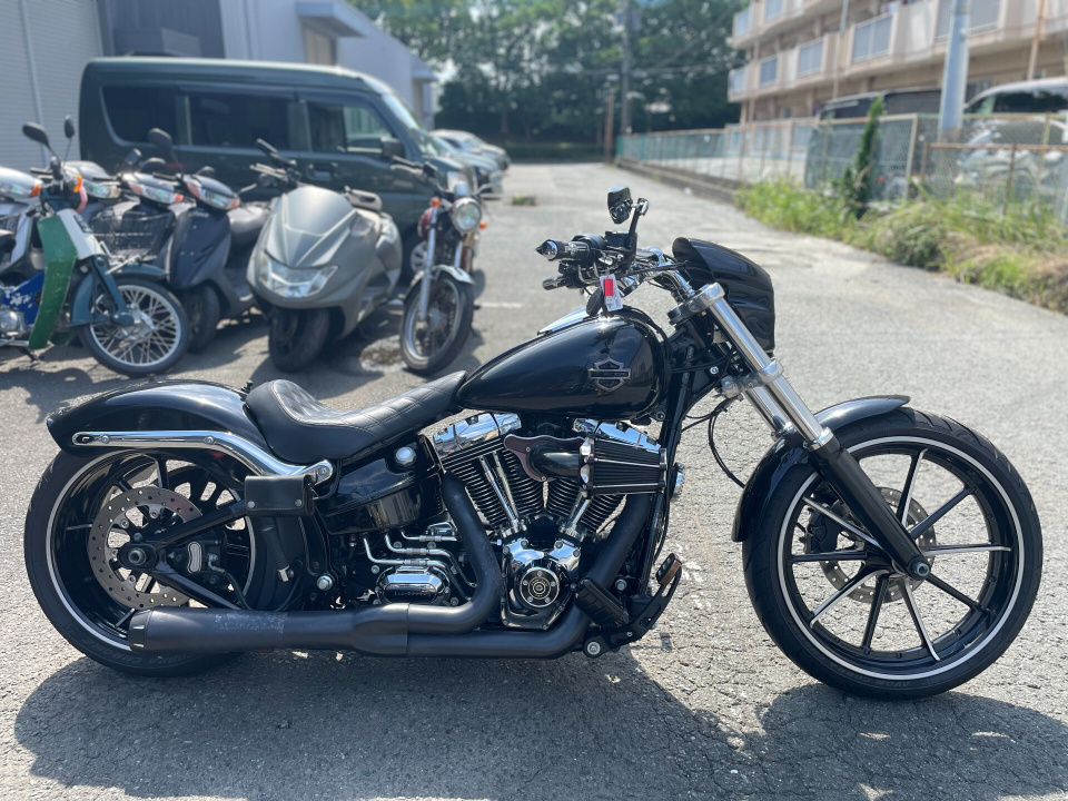HD STREETBOB FXDB1580 2014