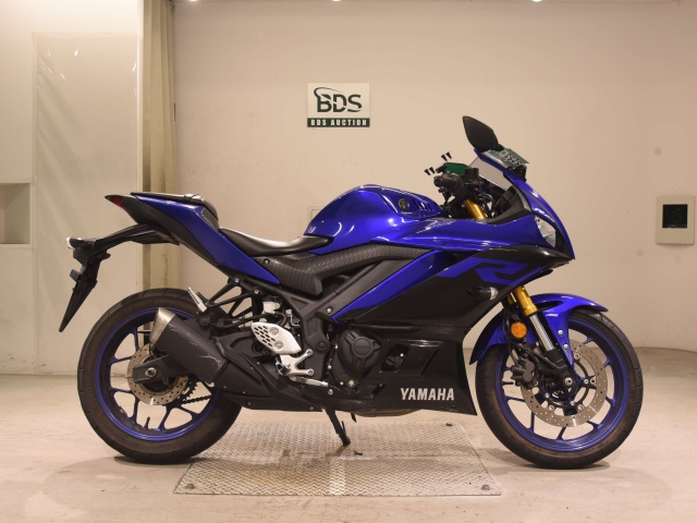 Yamaha YZF-R25A 2019