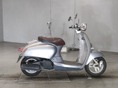 Honda GIORNO CREA