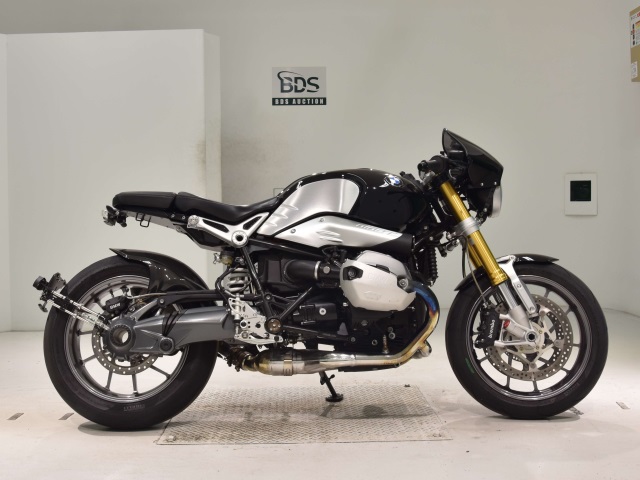 BMW R NINE T 2014