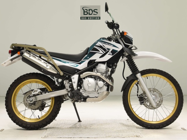 Yamaha SEROW XT250 2017