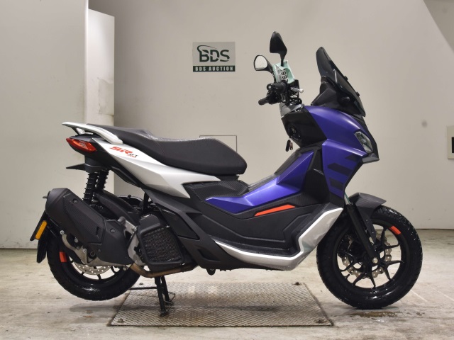 Aprilia SR GT200 2022