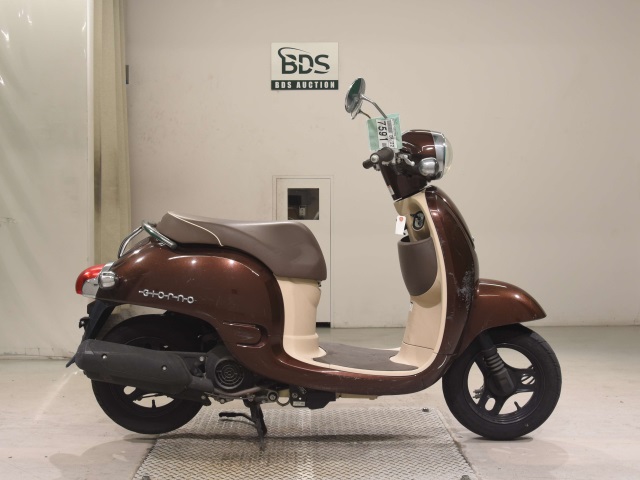 Honda GIORNO 2011