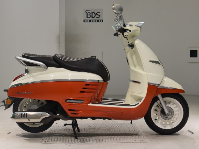 Peugeot JANGO 125A 2019